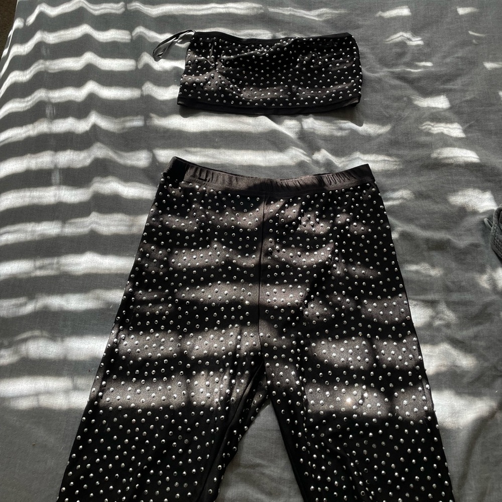 Black bedazzled two piece worn 1X